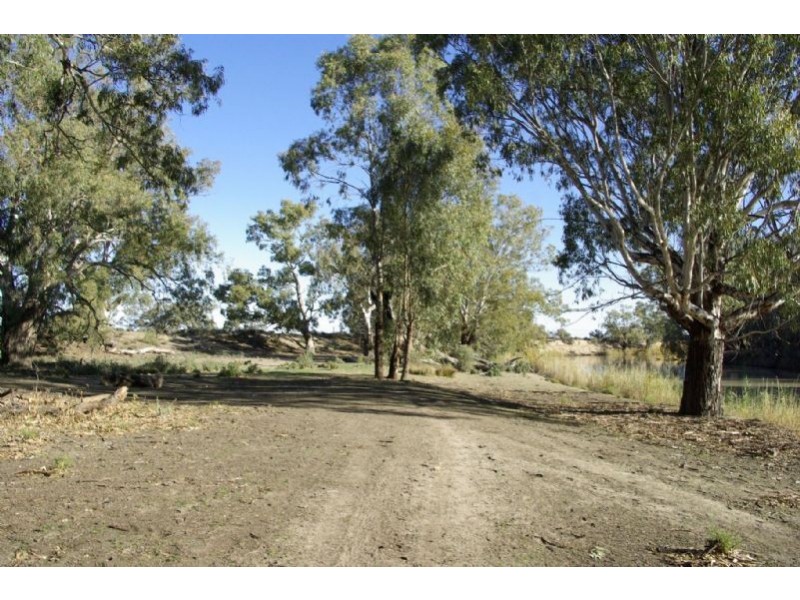 Lot 7 Tapio River front Pooncarie Road, Wentworth NSW 2648
