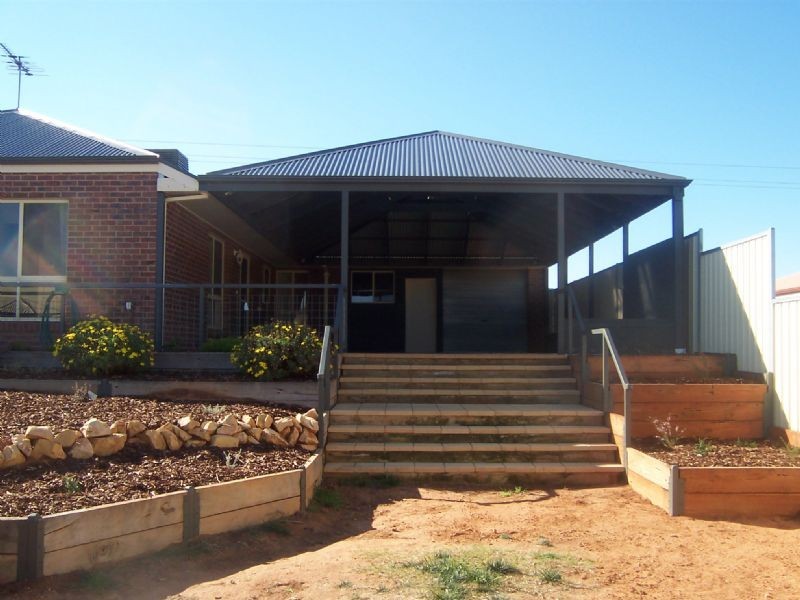 174 Pitman Avenue, Gol Gol NSW 2738
