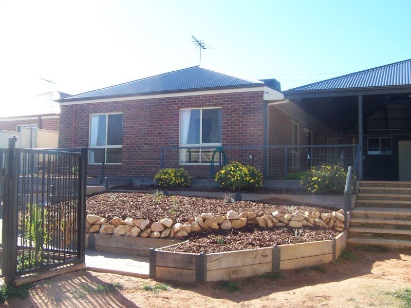 174 Pitman Avenue, Gol Gol NSW 2738