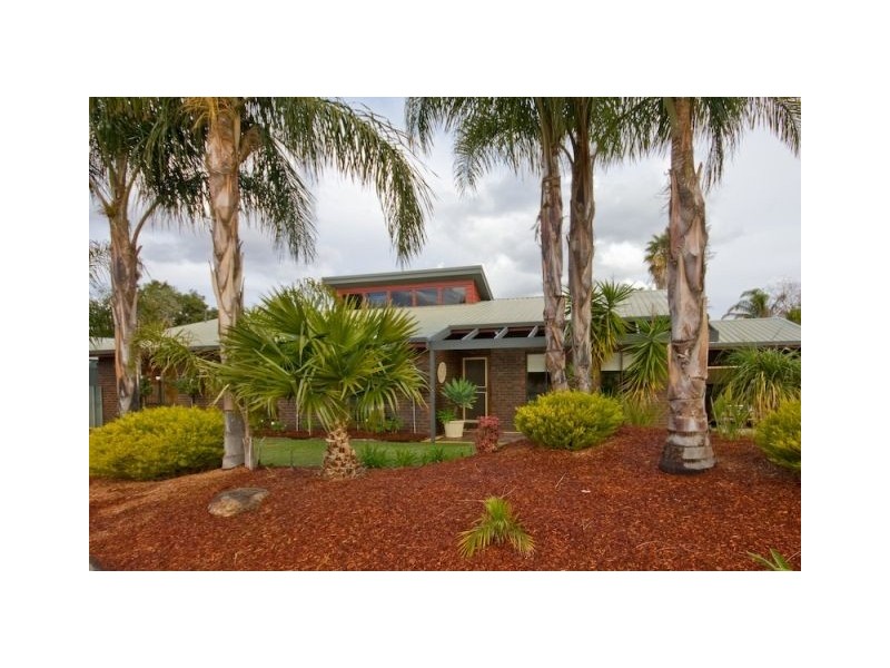 16 Tapio Street, Gol Gol NSW 2738