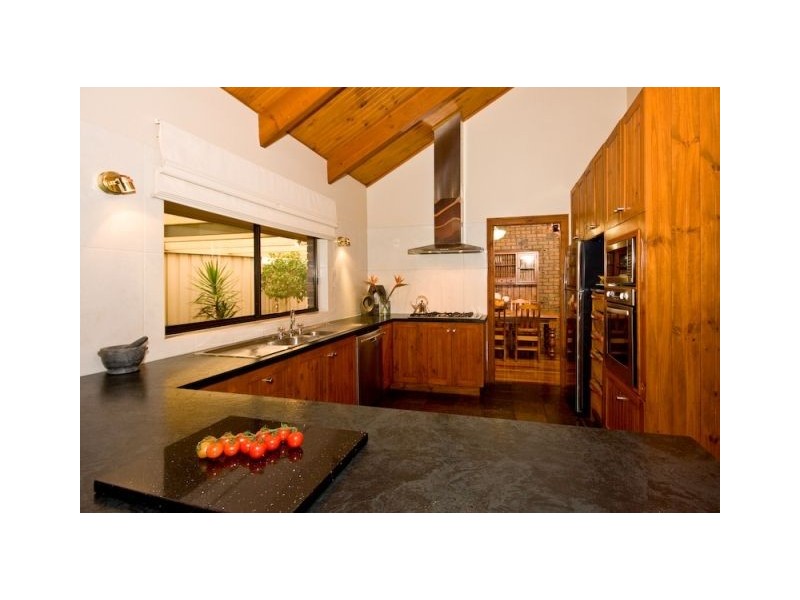 16 Tapio Street, Gol Gol NSW 2738