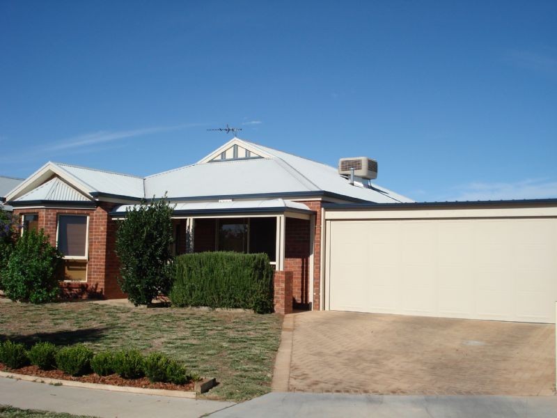 2 Balmoral Place, Mildura VIC 3500
