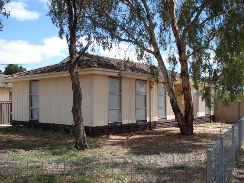 14 Ulmarra Place, Mildura VIC 3500