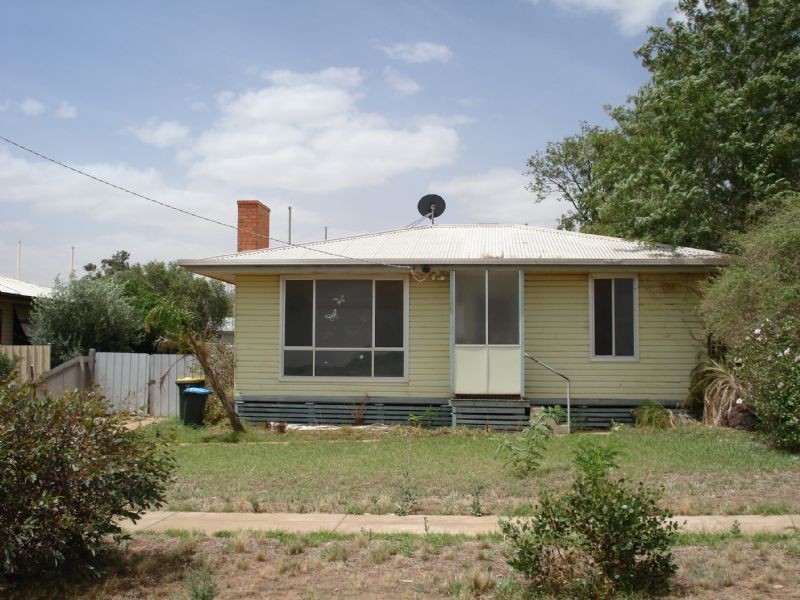 22 Murray Avenue, Red Cliffs VIC 3496