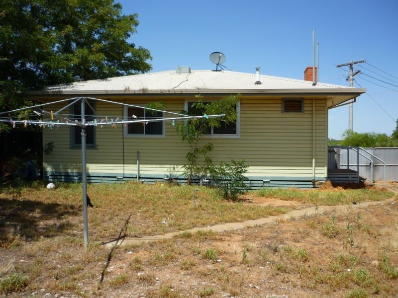 22 Murray Avenue, Red Cliffs VIC 3496