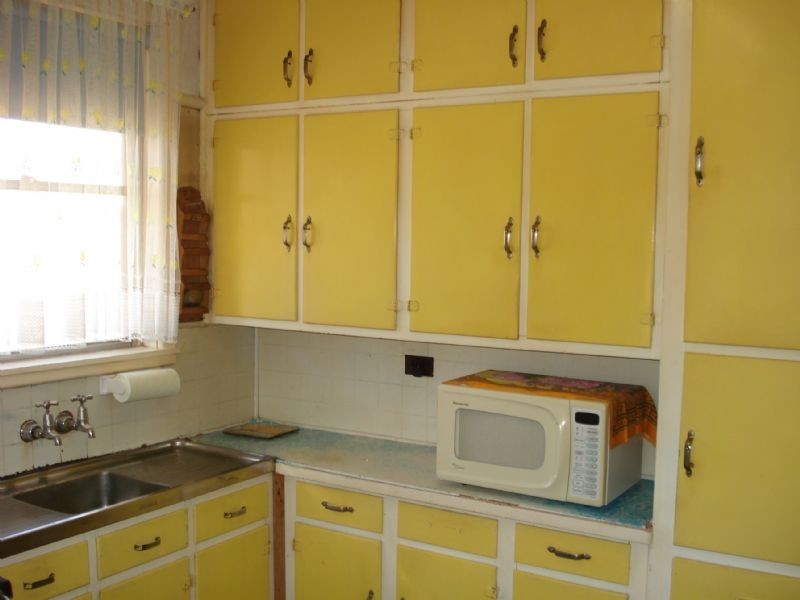 2 Westcliffs Avenue, Red Cliffs VIC 3496