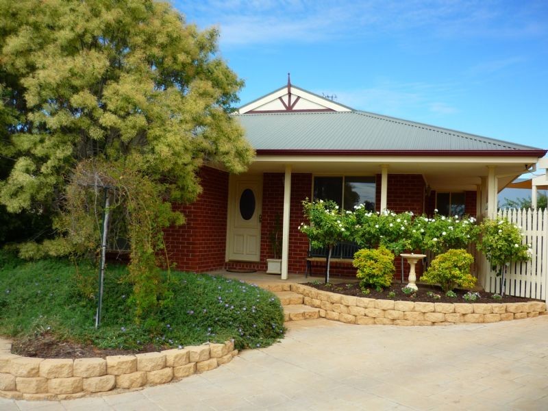20 Olivewood Drive, Mildura VIC 3500