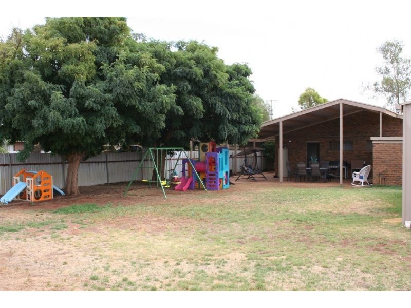 57 Wood Street, Gol Gol NSW 2738