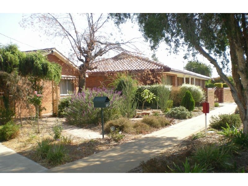 21 Euneva Drive, Mildura VIC 3500