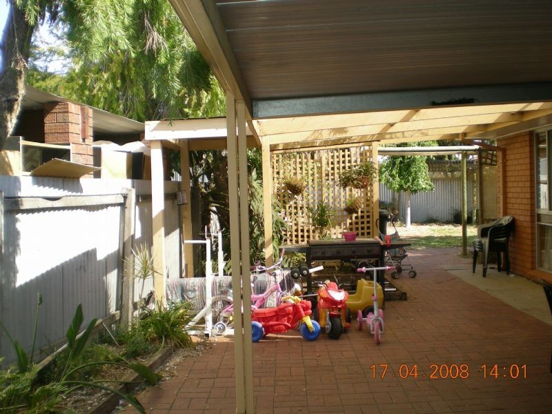 21 Euneva Drive, Mildura VIC 3500