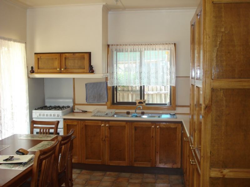 7 West Cliffs Crescent, Red Cliffs VIC 3496