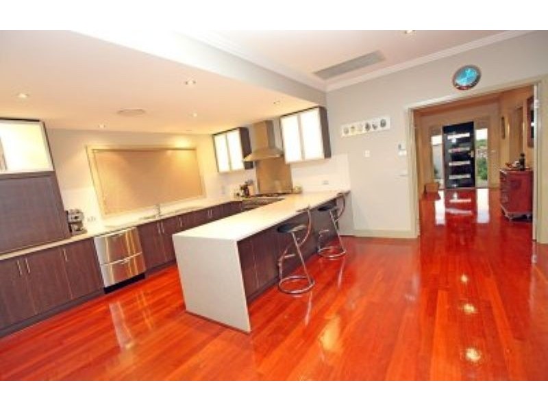 32 Irymple Avenue, Nichols Point VIC 3501
