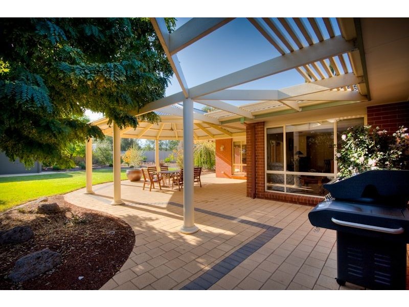 13 Stockmans Drive, Irymple VIC 3498