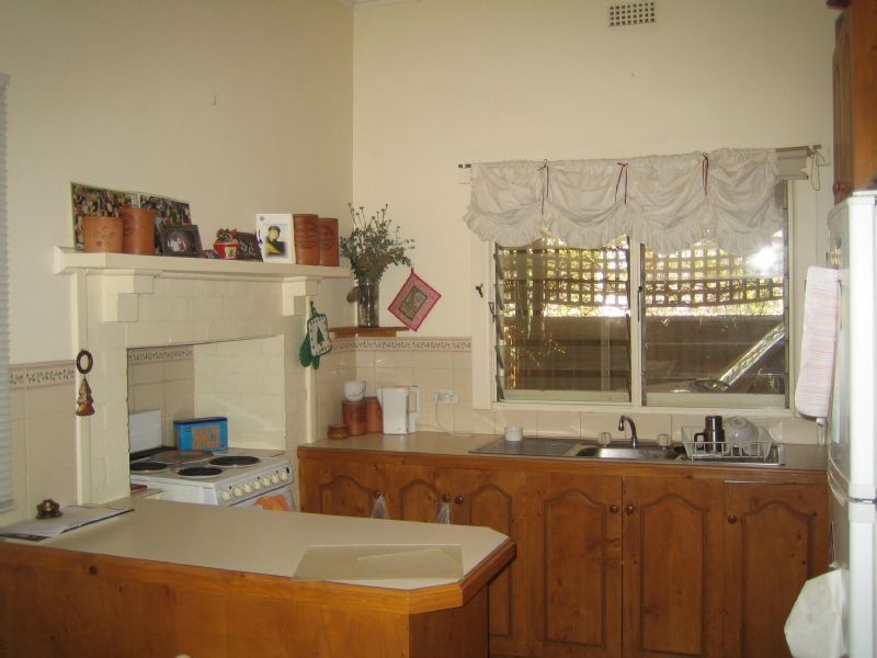 17 Floral Avenue West, Mildura VIC 3500