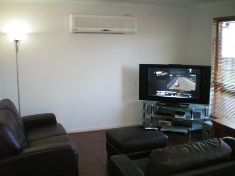 17 Adelaide Street, Gol Gol NSW 2738