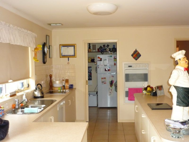 8 Macquarie Court, Mildura VIC 3500