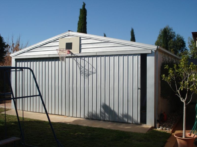 36 Belleview Drive, Irymple VIC 3498