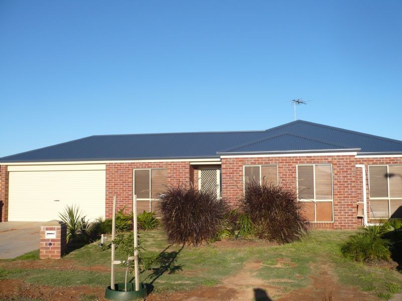 11 Lisa Court, Mildura VIC 3500