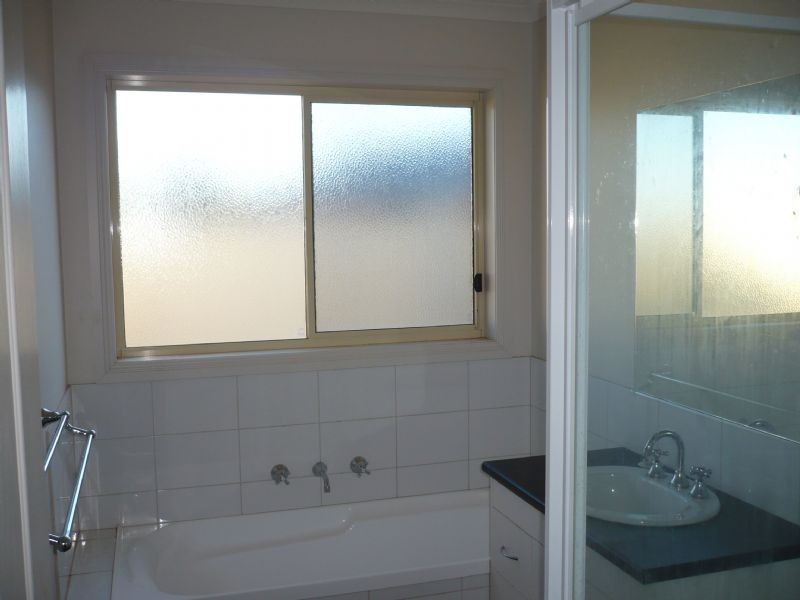 11 Lisa Court, Mildura VIC 3500