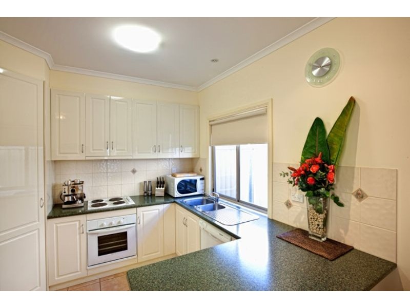 73a Summer Drive, Buronga NSW 2739