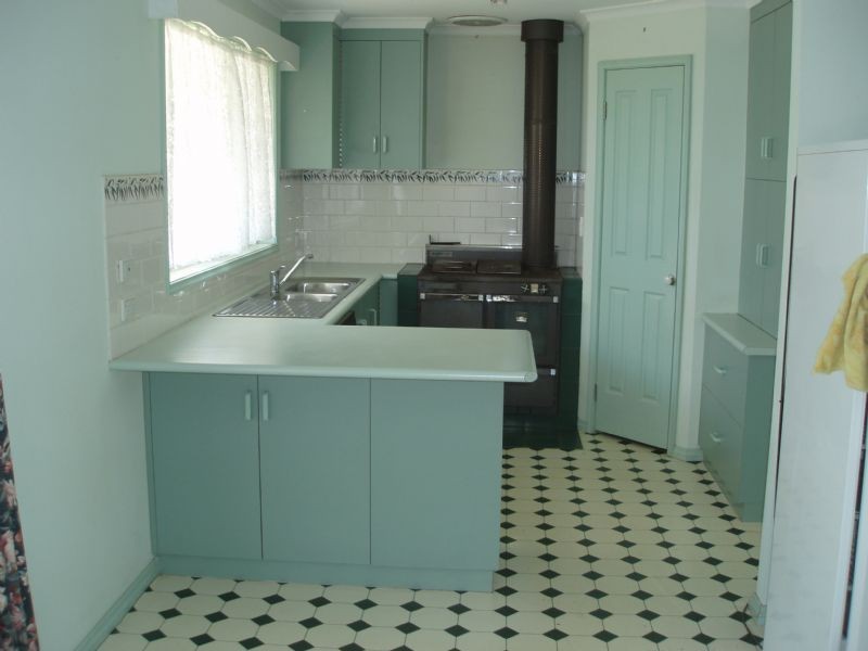 11 Martin Avenue, Ouyen VIC 3490