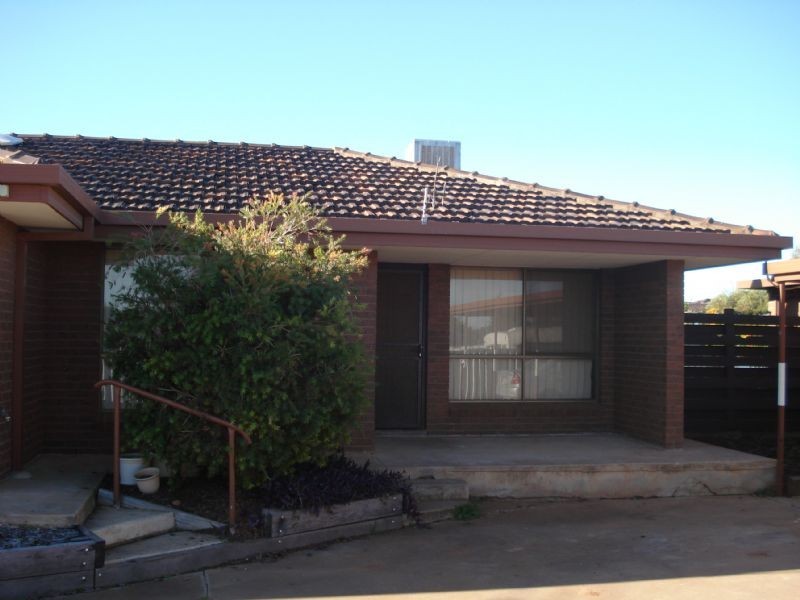 4/646 Koorlong Avenue, Irymple VIC 3498