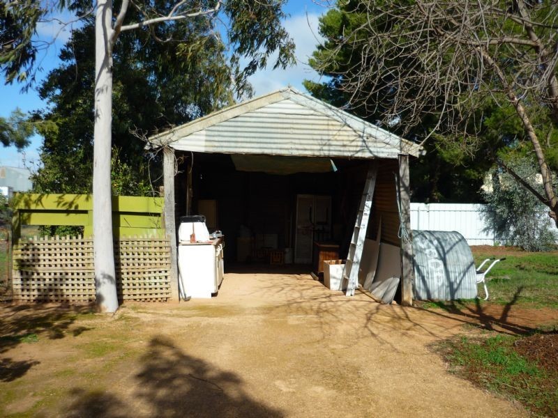 37 Farrell Street, Ouyen VIC 3490