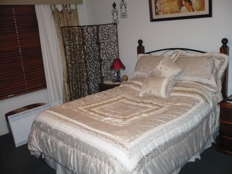 9 Logan Avenue, Mildura VIC 3500