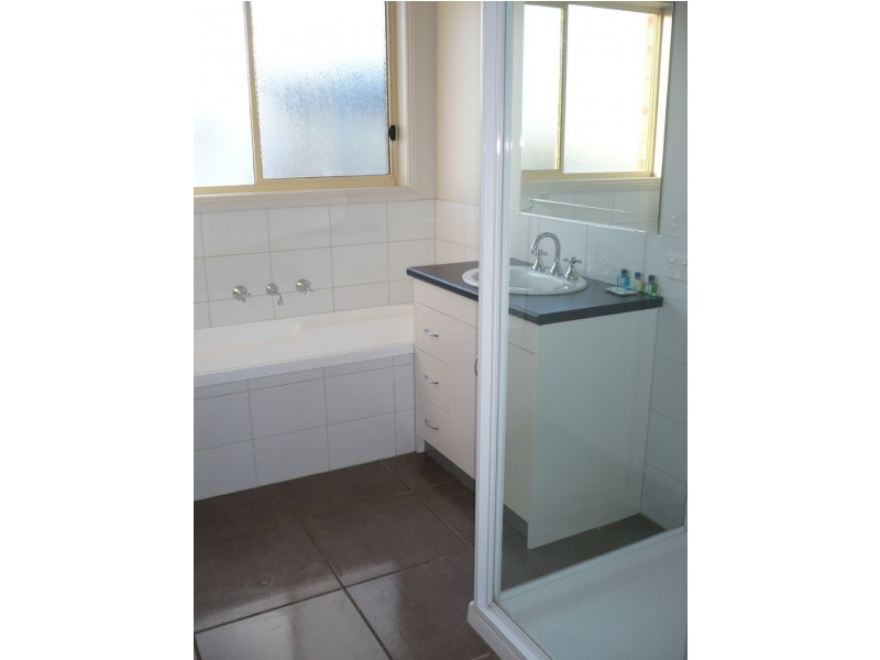 11 Lisa Court, Mildura VIC 3500