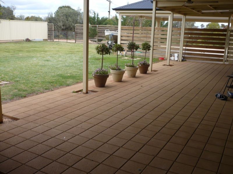 7 Melia Avenue, Red Cliffs VIC 3496