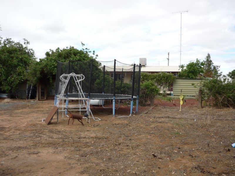 18 Lawler Street, Ouyen VIC 3490