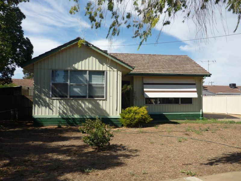 6 Weir Cresent, Mildura VIC 3500