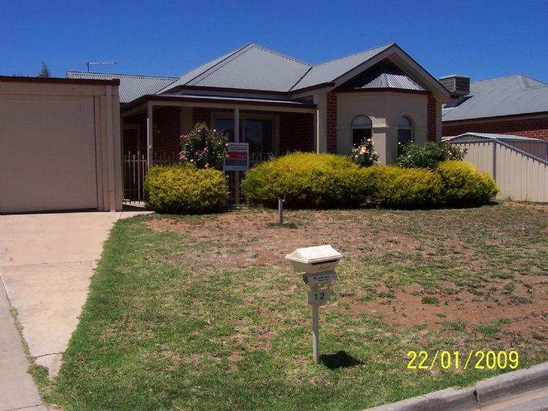 12 Vineleaf Street, Mildura VIC 3500