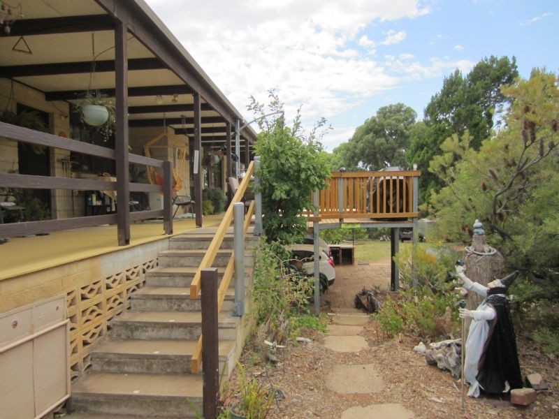 3317 Kulkyne Way, Colignan VIC 3494