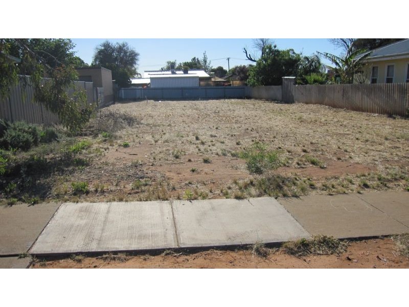 35 Laurel Street, Red Cliffs VIC 3496