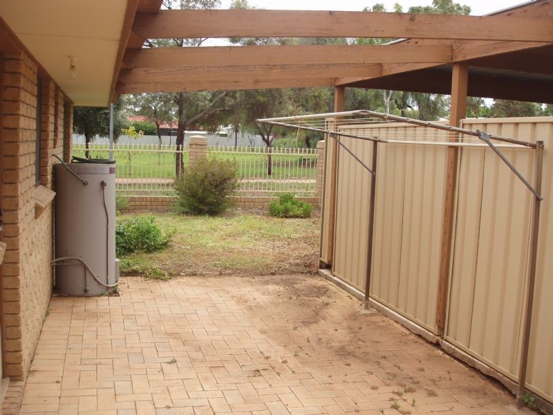 1 & 2/1 Joakim Court, Mildura VIC 3500