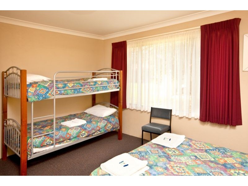 Acacia Holiday Apartments, Mildura VIC 3500