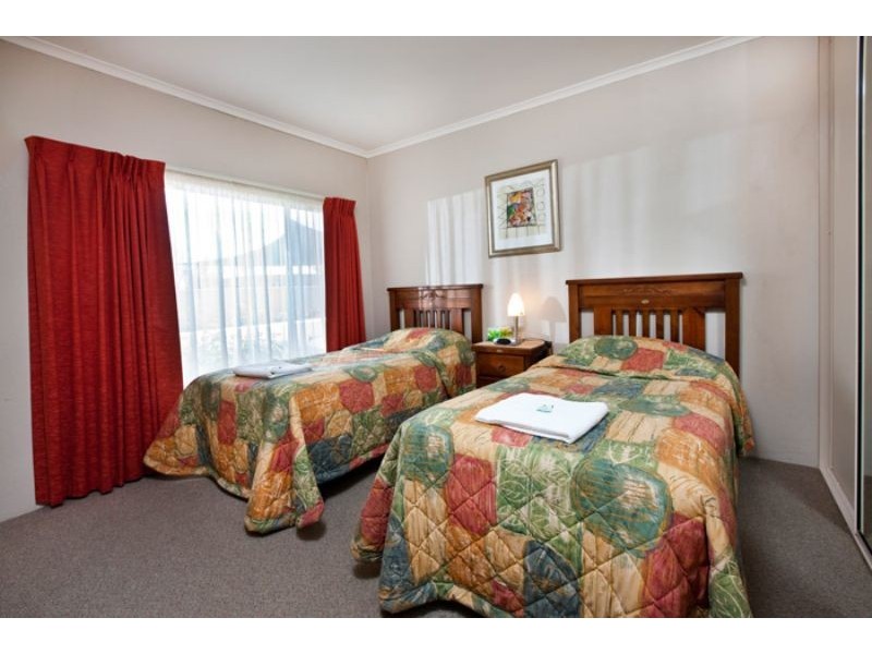 Acacia Holiday Apartments, Mildura VIC 3500