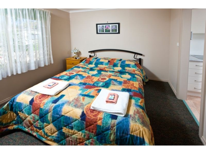 Acacia Holiday Apartments, Mildura VIC 3500