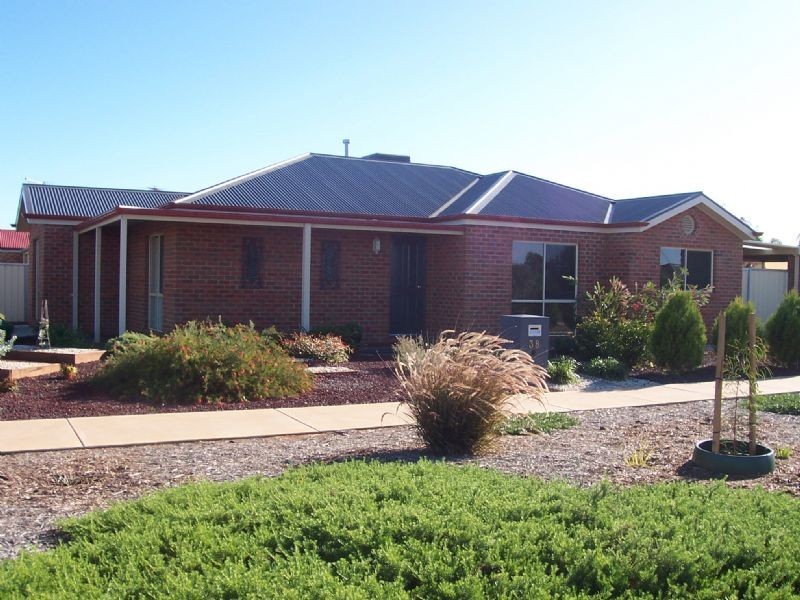 38 Belle Gardens Drive, Mildura VIC 3500