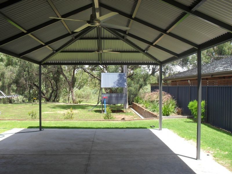 196 Adams Street, Wentworth NSW 2648