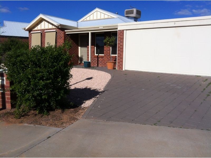 3 Suffolk Drive, Mildura VIC 3500