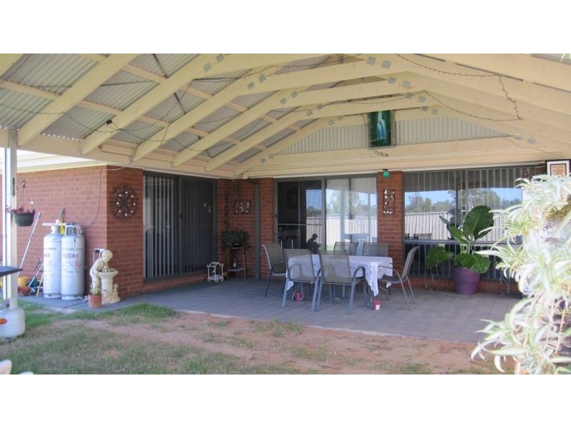 13 Tayla Court, Euston NSW 2737