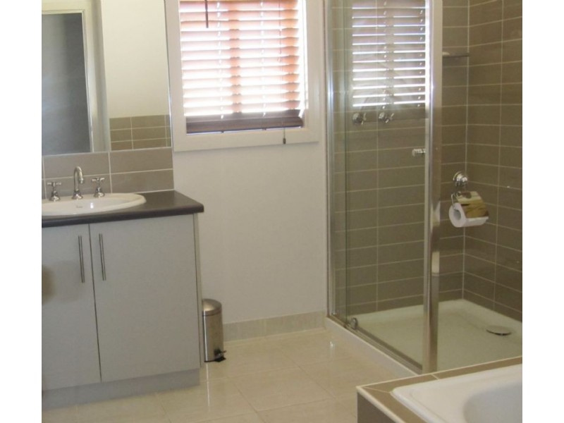 13 Tayla Court, Euston NSW 2737