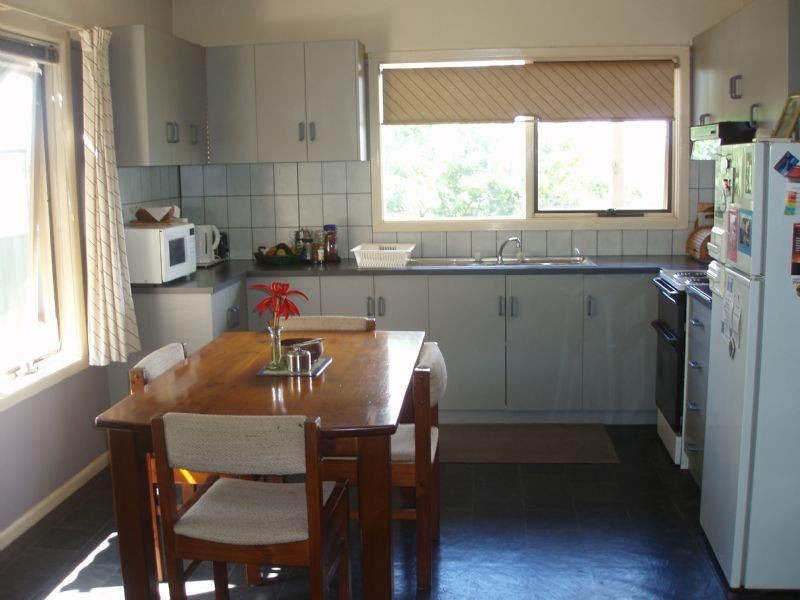 16A Cureton Avenue, Mildura VIC 3500