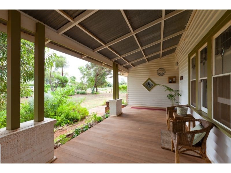 102 Mena Road, Cabarita VIC 3505