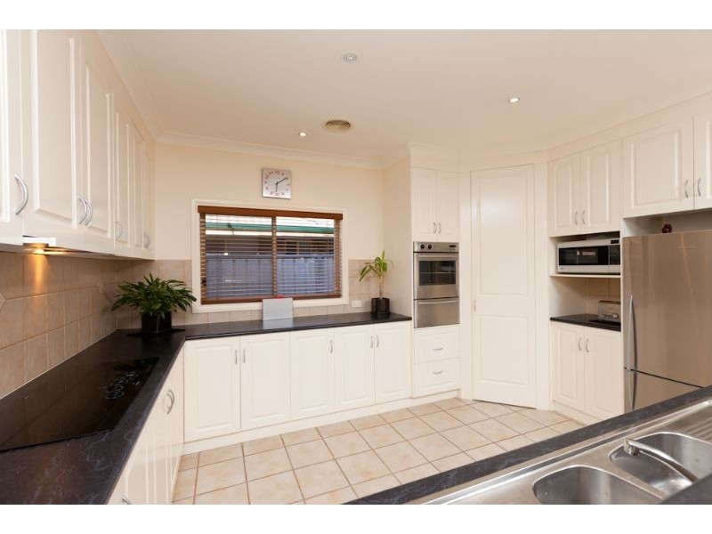 13 Kovac Court, Mildura VIC 3500