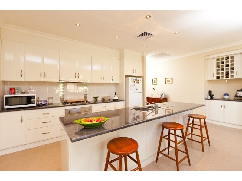 4 Sandhill Court, Mildura VIC 3500