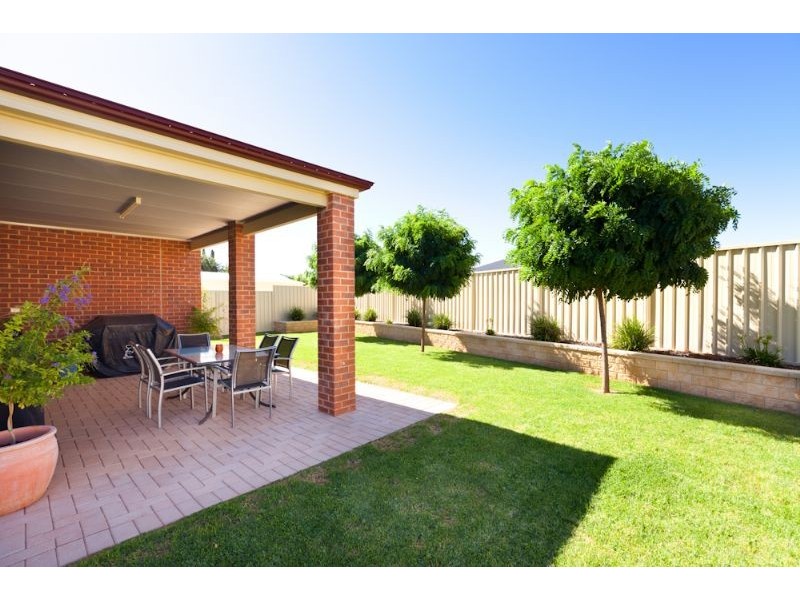 4 Sandhill Court, Mildura VIC 3500