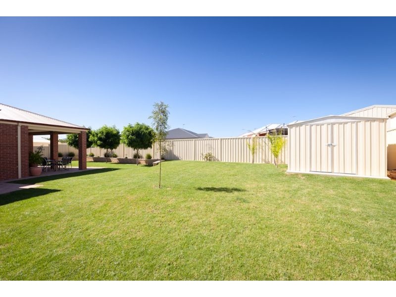 4 Sandhill Court, Mildura VIC 3500